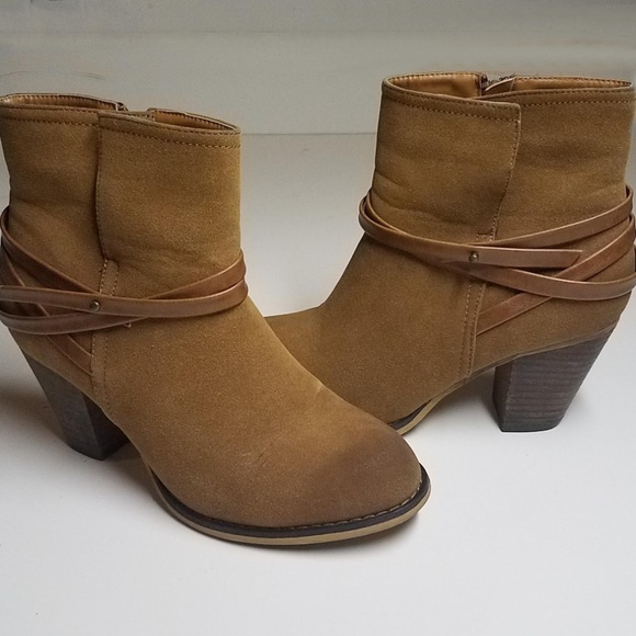 bucco Shoes - BUCCO Emmy Brown Camel Tan Zipper Ankle Boots Booties Sz 8.5 EUC